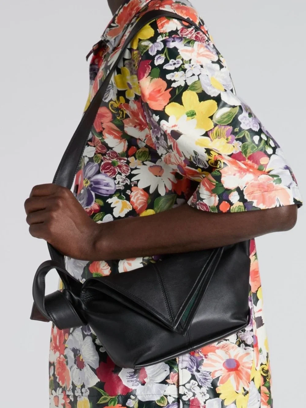 Bottega Veneta sleek black